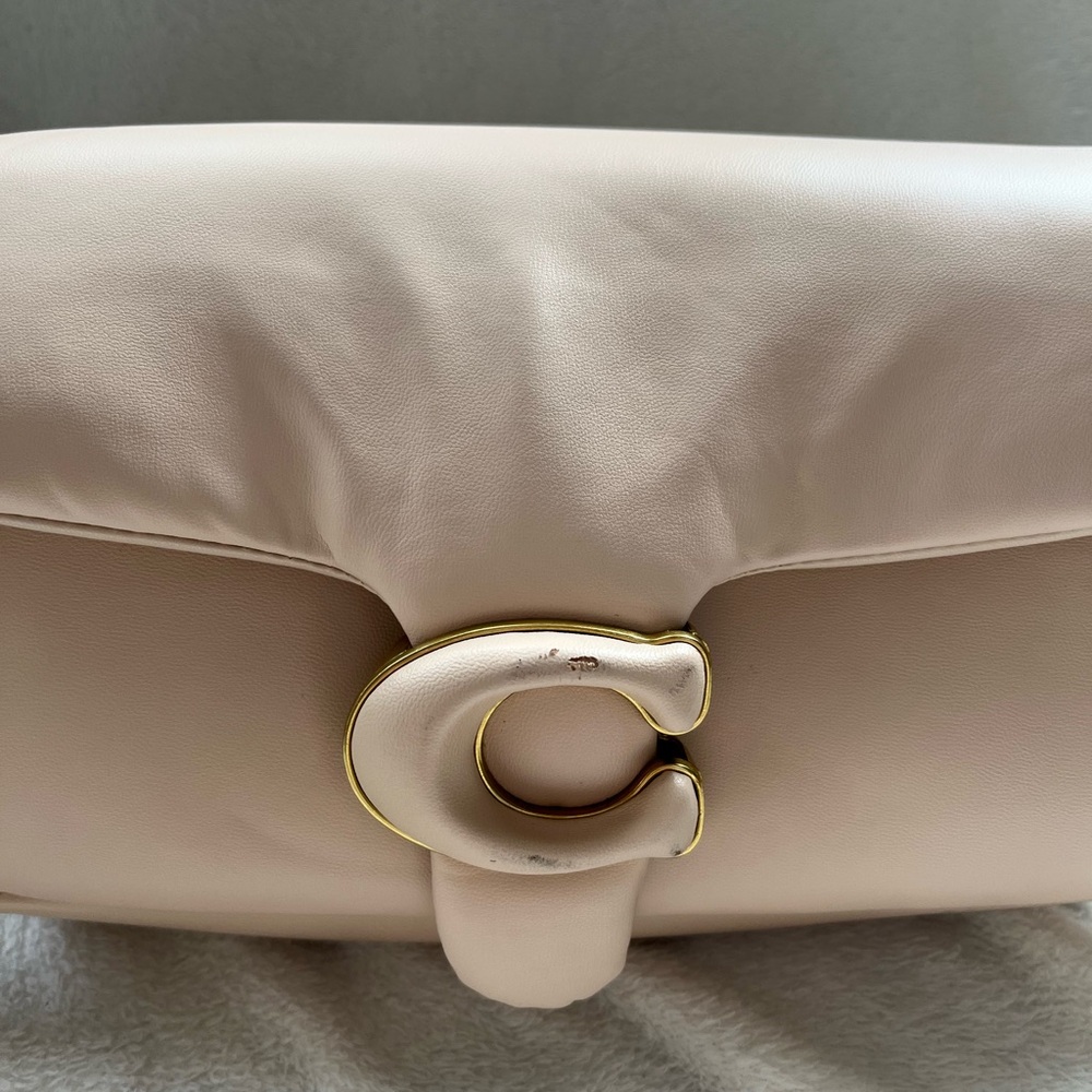 Coach Pillow Tabby 26 Leather Shoulder Bag in Ivory - Picture 2 of 9